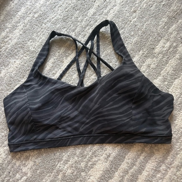 Lululemon Free To Be Serene Bra *Light Support, C/D Cup
Le Tigre Camo Deep Coal - Picture 5 of 7